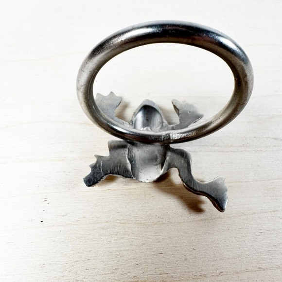 Set of 12 Metal Frog Napkin Rings - Antique Silver NEW World Market NWT Picnic - Picture 5 of 6